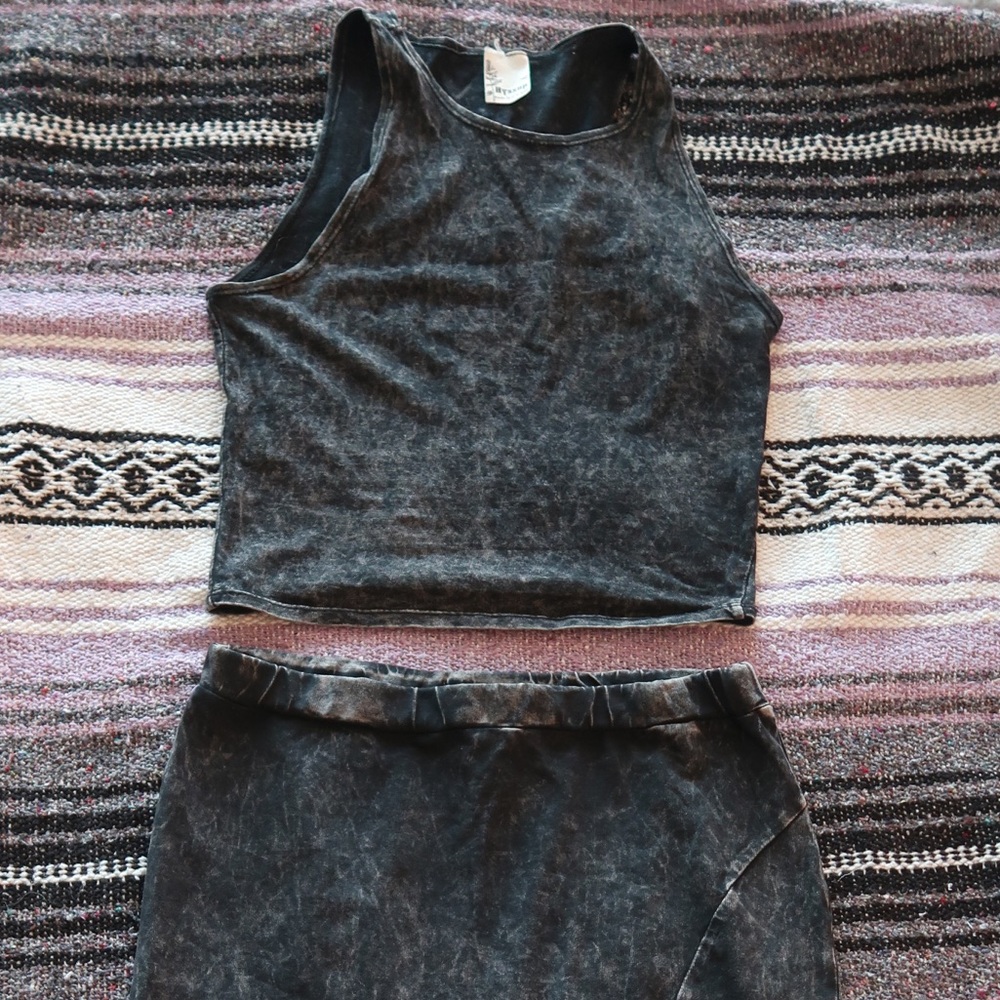 Boutique brand. Razorback top with pencil skirt